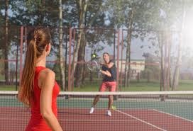 备战秋冬高尔夫：你的保暖防风战袍准备好了吗？